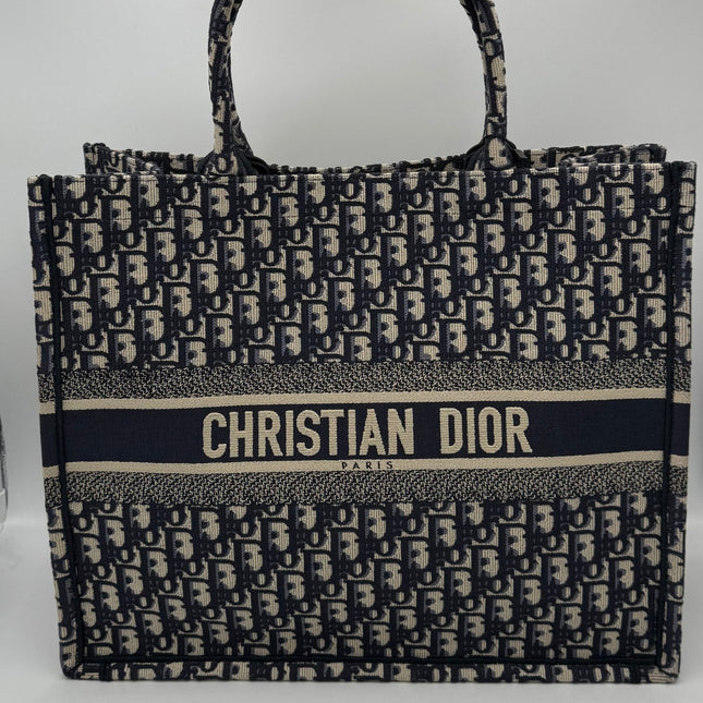 Dior DIOR TOTE BOOK Grande Tote