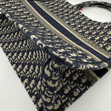 Dior DIOR TOTE BOOK Grande Tote