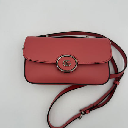 Gucci GUCCI GG Marmont in Leather Shoulder Bag