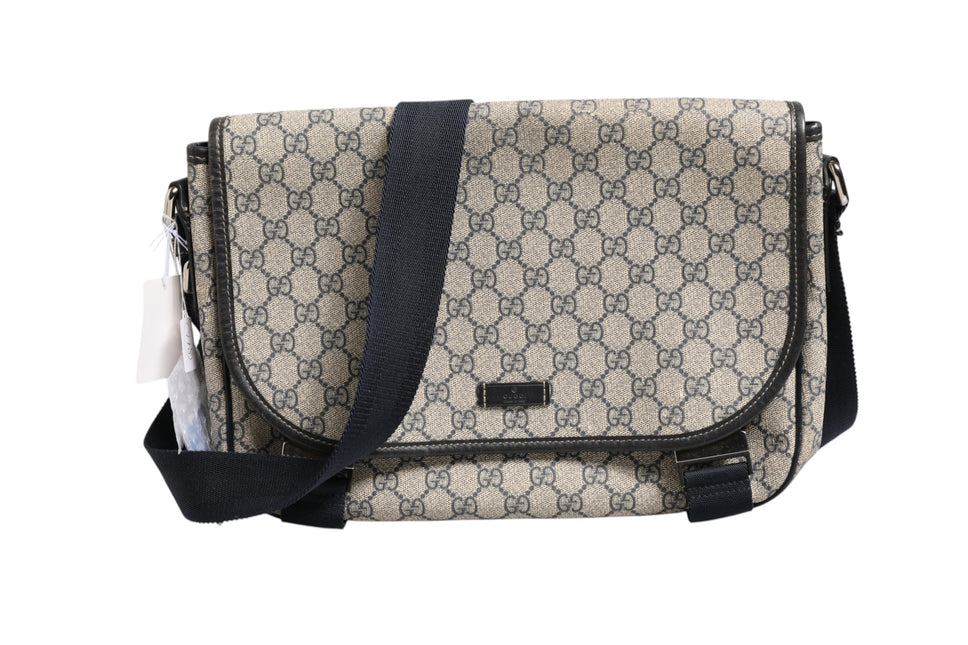 Gucci GG Supreme Messenger Bag