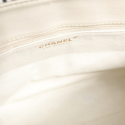 Chanel Shiny Calfskin Quilted Mini 22 White 1792563