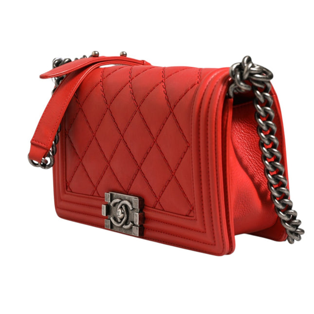 Chanel Red Diamond Stitch Calfskin Leather New Medium Boy Bag