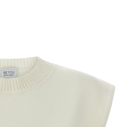 BE YOU White Cashmere Sleeveless Jacket
