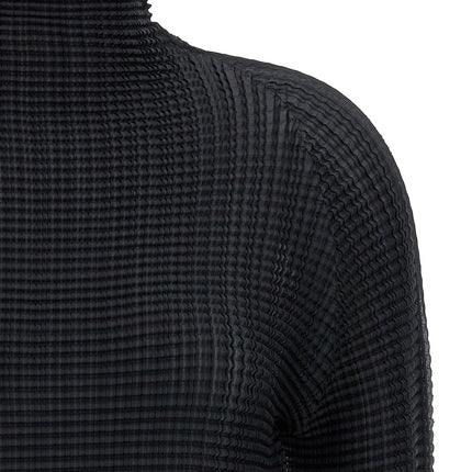 Issey Miyake Black Polyester Cardigan Issey Miyake