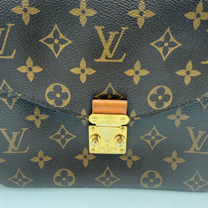 Louis Vuitton LOUIS VUITTON METIS Monogram Handbag