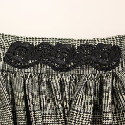 NOEMI ALEMÁN Gray Checkered Wool Shorts Skirt