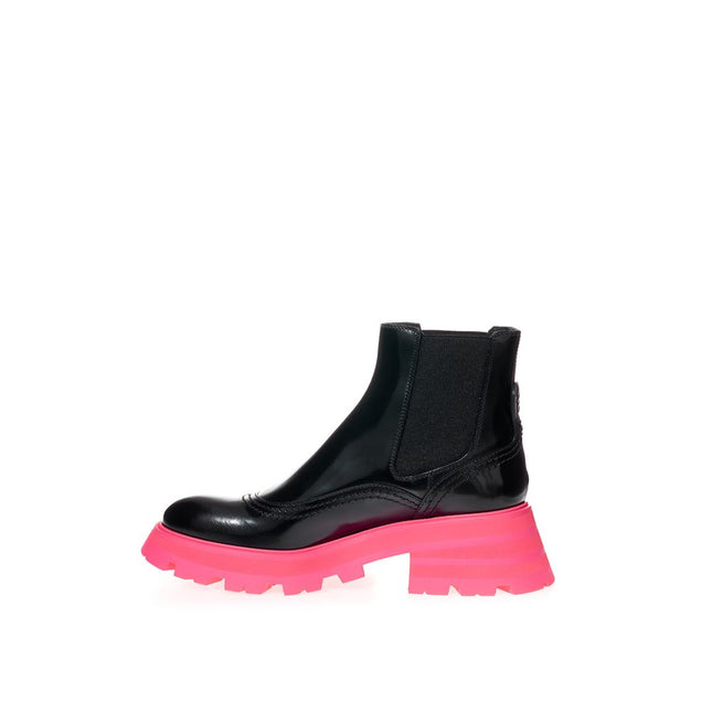Alexander McQueen Black Leather Chelsea Boots